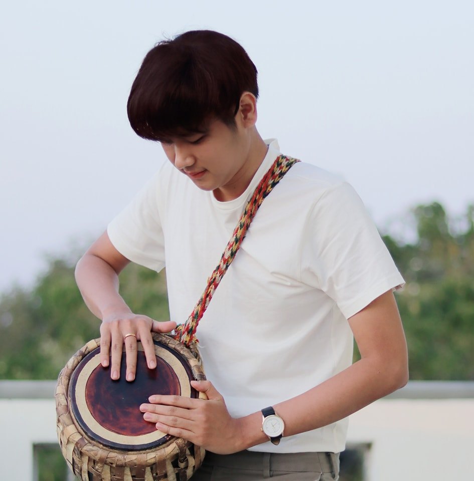 လွှမ်းမိုးအောင်